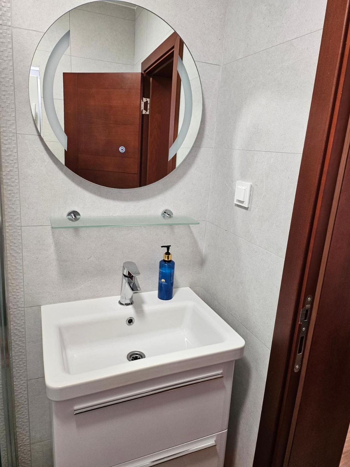 Grejm Family Apartments Petrovac Rom bilde