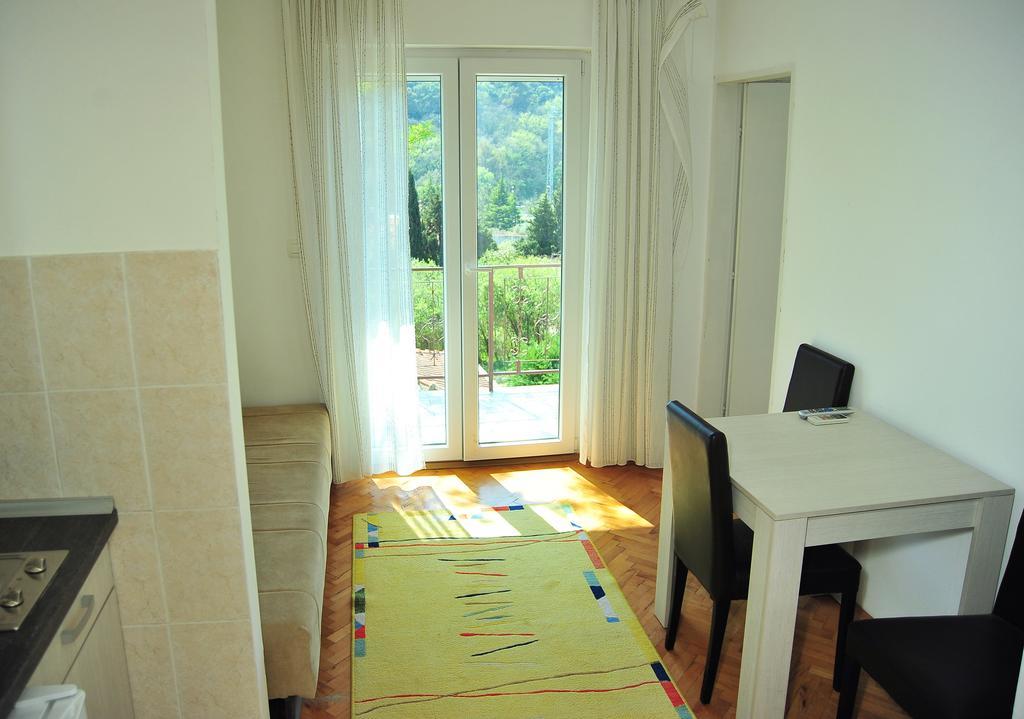 Grejm Family Apartments Petrovac Eksteriør bilde