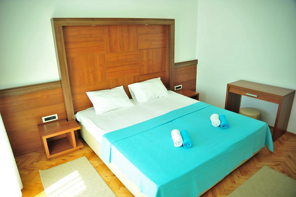 Grejm Family Apartments Petrovac Eksteriør bilde